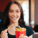 Illustration for article titled Lucky Break For Wendy’s: A Woman Found A Dead Rat In Her Wendy’s Fries And She’s Absolutely Ecstatic About It